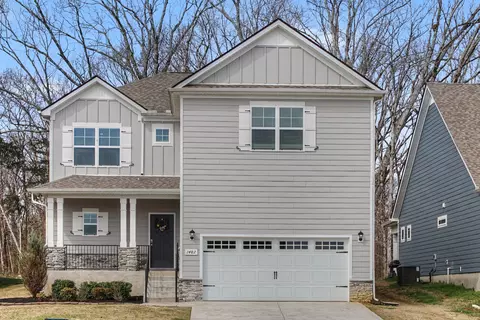 1482 Cotillion Dr, Murfreesboro, TN 37128