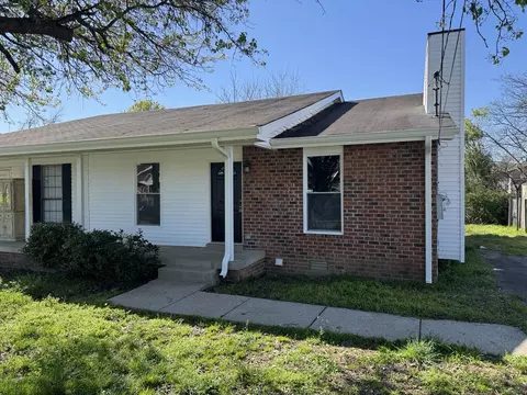 3216 Woodstock Dr, Nashville, TN 37207