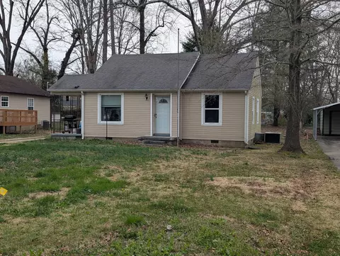 705 Circle Dr, Tullahoma, TN 37388