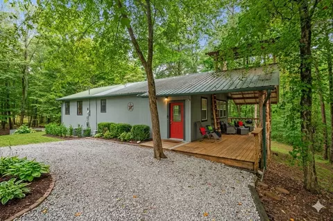 2543 S Bunker Hill Rd, Sparta, TN 38583