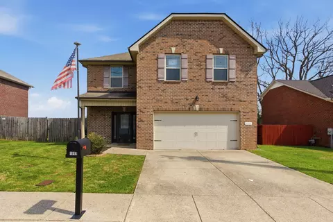 1749 Auburn Ln, Columbia, TN 38401