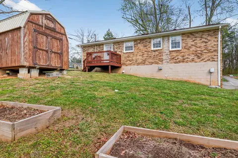 Exterior - 115 Spanish Ct, Dickson, TN 37055 photo 12 of 12