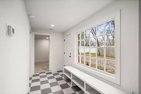 Entry Way - 2302 Ruth St, Springfield, TN 37172 photo 5 of 5
