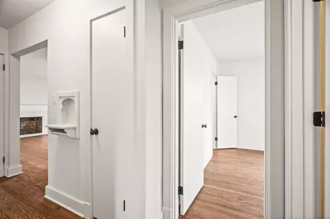 Entry Way - 2302 Ruth St, Springfield, TN 37172 photo 3 of 5