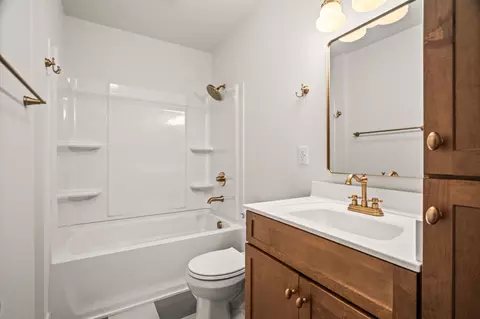 Bath - 2302 Ruth St, Springfield, TN 37172 photo 1 of 2