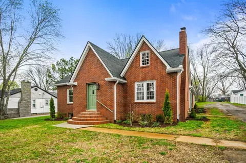 Exterior - 2302 Ruth St, Springfield, TN 37172 photo 3 of 6