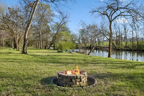 Exterior - 711 Warrior Dr, Murfreesboro, TN 37128 photo 7 of 21