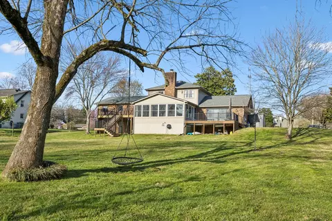 Exterior - 711 Warrior Dr, Murfreesboro, TN 37128 photo 15 of 21