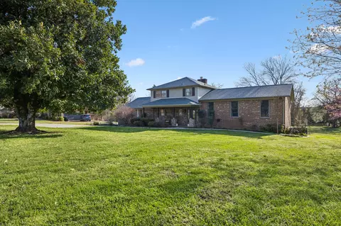 Exterior - 711 Warrior Dr, Murfreesboro, TN 37128 photo 19 of 21