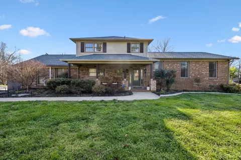 Exterior - 711 Warrior Dr, Murfreesboro, TN 37128 photo 2 of 21