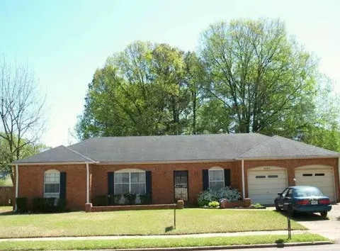 4985 Darlington Dr, Memphis, TN 38118