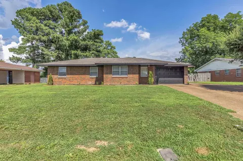 3722 Marty St, Memphis, TN 38109