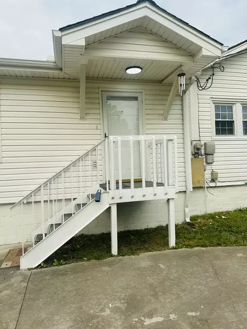 8827 E Brainerd Rd, Chattanooga, TN 37421 photo 3