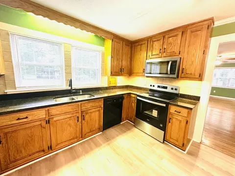 8827 E Brainerd Rd, Chattanooga, TN 37421 photo 10