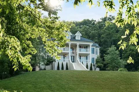2183 S Berrys Chapel Rd, Franklin, TN 37069