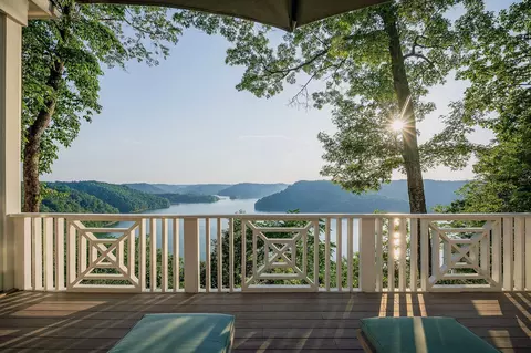 Exterior - 2183 Backbone Rd, Sparta, TN 38583 photo 6 of 16