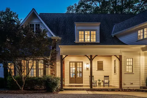 Exterior - 2183 Backbone Rd, Sparta, TN 38583 photo 2 of 16