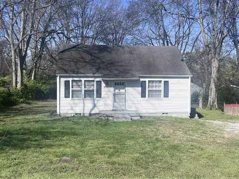 1011 Aladdin Dr, Nashville, TN 37217