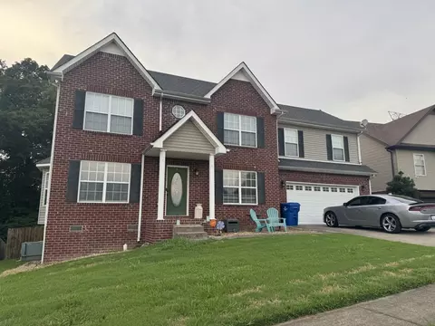 1816 Patricia Dr, Clarksville, TN 37040