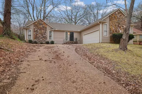 4328 W Hunters Glen St, Memphis, TN 38128