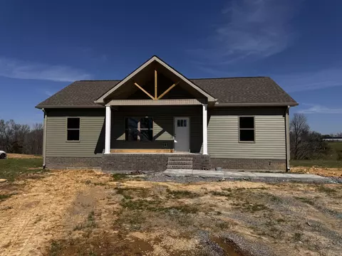 346 Hawkins Rd, Westmoreland, TN 37186