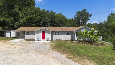 1020 SE Dockery Ln, Cleveland, TN 37323