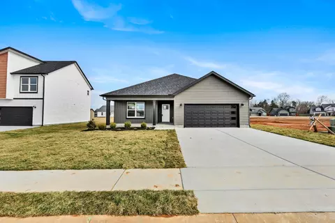 345 Galway Dr, Clarksville, TN 37042