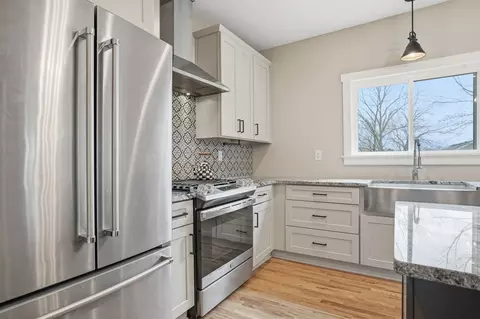 Kitchen - 412 E Rickert Ave, Dickson, TN 37055 photo 3 of 3