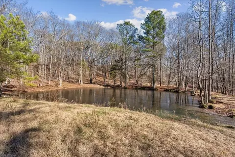 7 Quarles Rd, Rocky Face, GA 30740