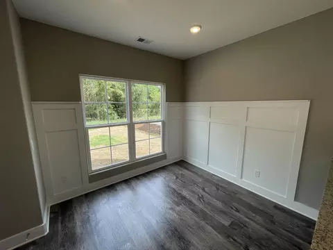 Living - 2231 Barringer Ln, Murfreesboro, TN 37128 photo 3 of 7