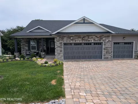 140 Elokwa Way, Loudon, TN 37774