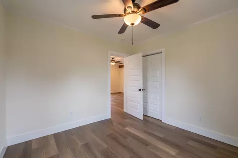 Bedroom - 402 W Commerce St, Loretto, TN 38469 photo 3 of 6