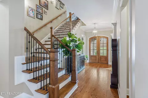8687 Emerson Way, Powell, TN 37849 photo 9