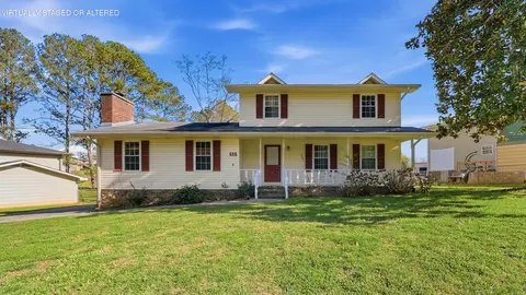 555 Foster Dr, Ringgold, GA 30736