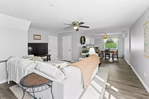 525 Sharp Springs Rd, Winchester, TN 37398