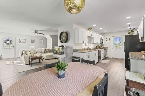 525 Sharp Springs Rd, Winchester, TN 37398