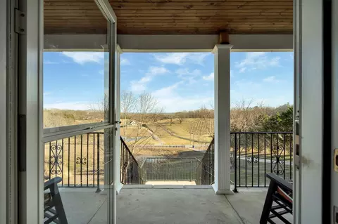 6857 Sam Smith Rd, Birchwood, TN 37308