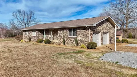 628 Tom White Rd, Big Sandy, TN 38221