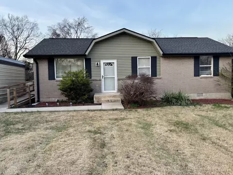 120 E Williams Dr, Portland, TN 37148