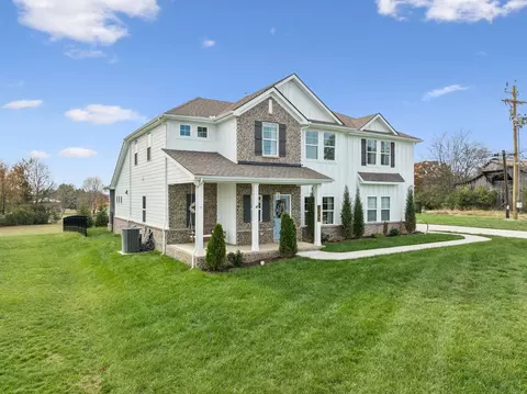 1502 Sweet Cherry Ln, Lebanon, TN 37087