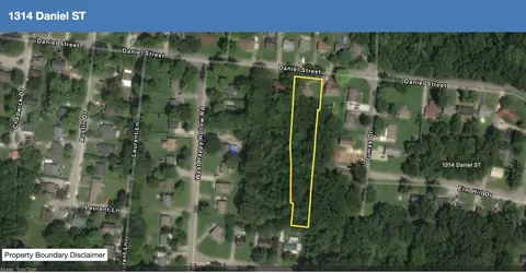 1314 Daniel St, Clarksville, TN 37040