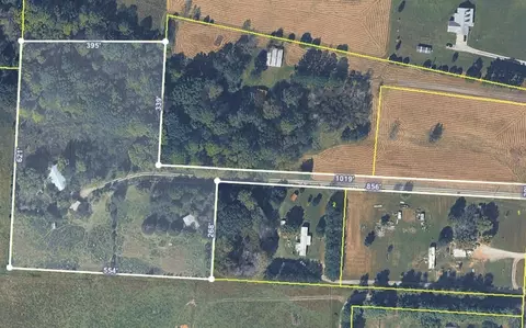 255 Freeland Rd, Portland, TN 37148