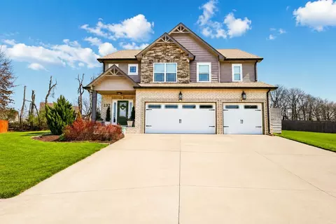 137 Trillium Ct, Clarksville, TN 37043