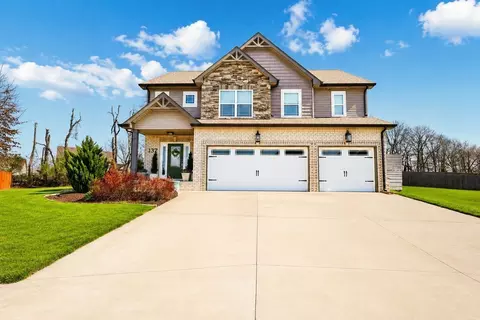 137 Trillium Ct, Clarksville, TN 37043