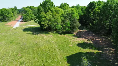 2554 Palmetto Cemetery Rd, Lewisburg, TN 37091