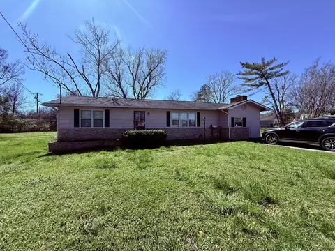 9 Roberts Dr, Fort Oglethorpe, GA 30742