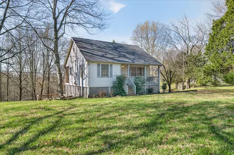 Exterior - 676 Sunny Point Rd, Baxter, TN 38544 photo 10 of 14