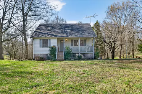 Exterior - 676 Sunny Point Rd, Baxter, TN 38544 photo 1 of 14