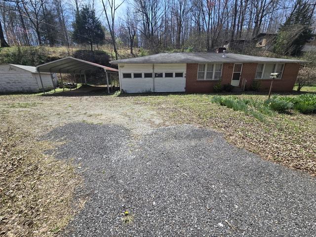 6061 Us Highway 70 E, Mcewen, TN 37101