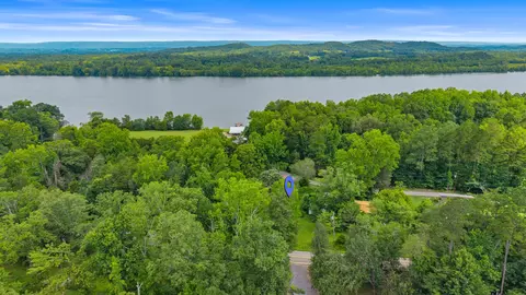 195 Crisp Ln, Decatur, TN 37322